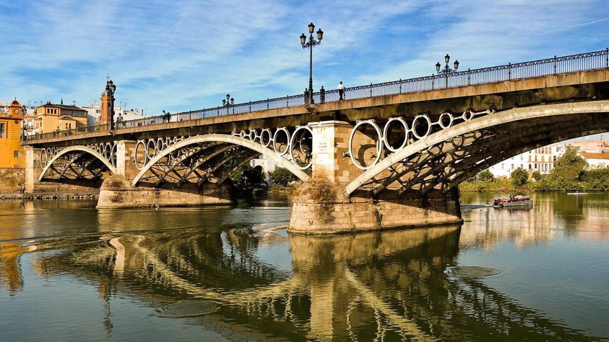 Apartamento En La Mejor Zona De Triana, Junto Al Puente Seville Exterior photo